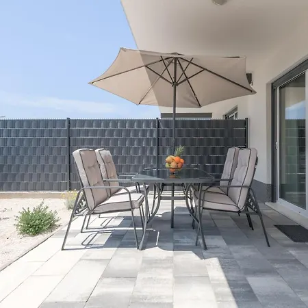 Deluxe With Private Garden, * Trogir