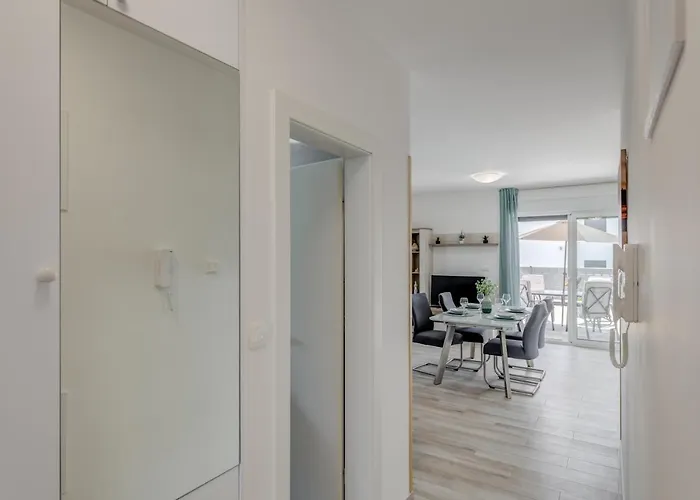 Deluxe With Private Garden, * Trogir