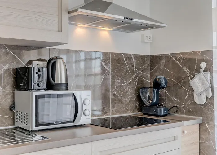 Apartamento Deluxe With Private Garden,